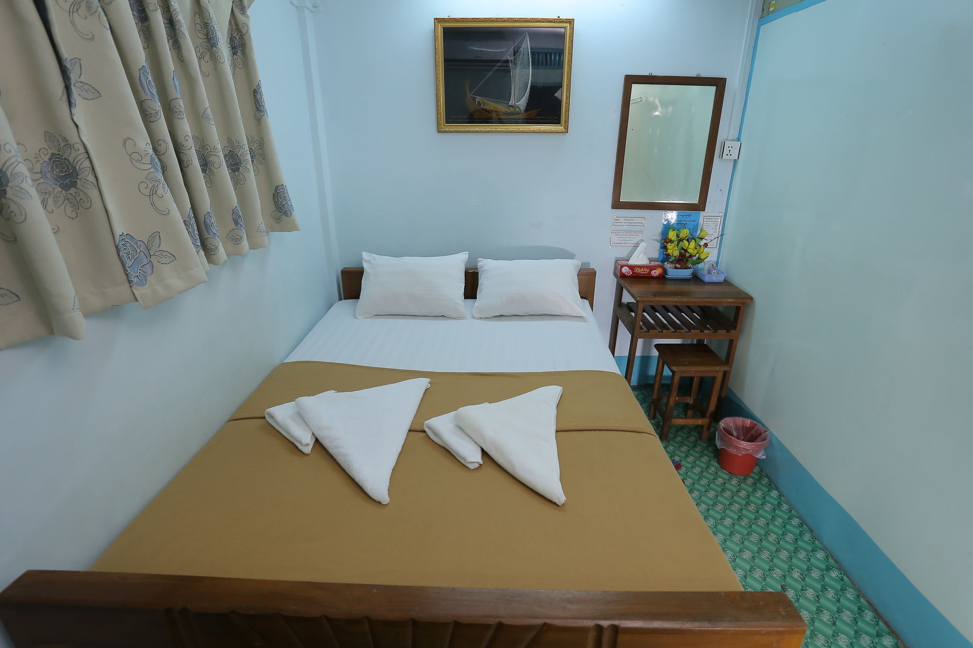 Chan Myae Thar Guest House Yangon Exterior foto